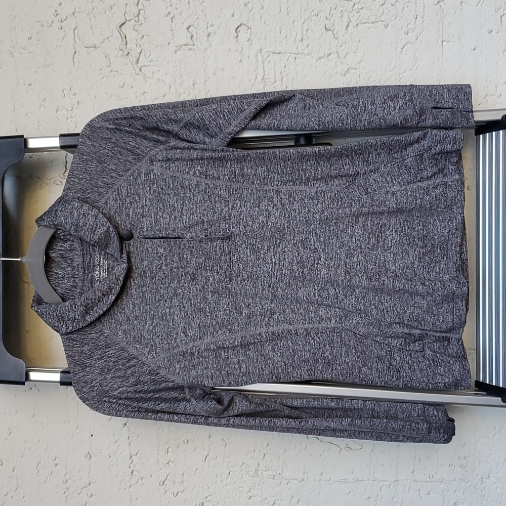 Beyond Yoga long sleeve lounge top